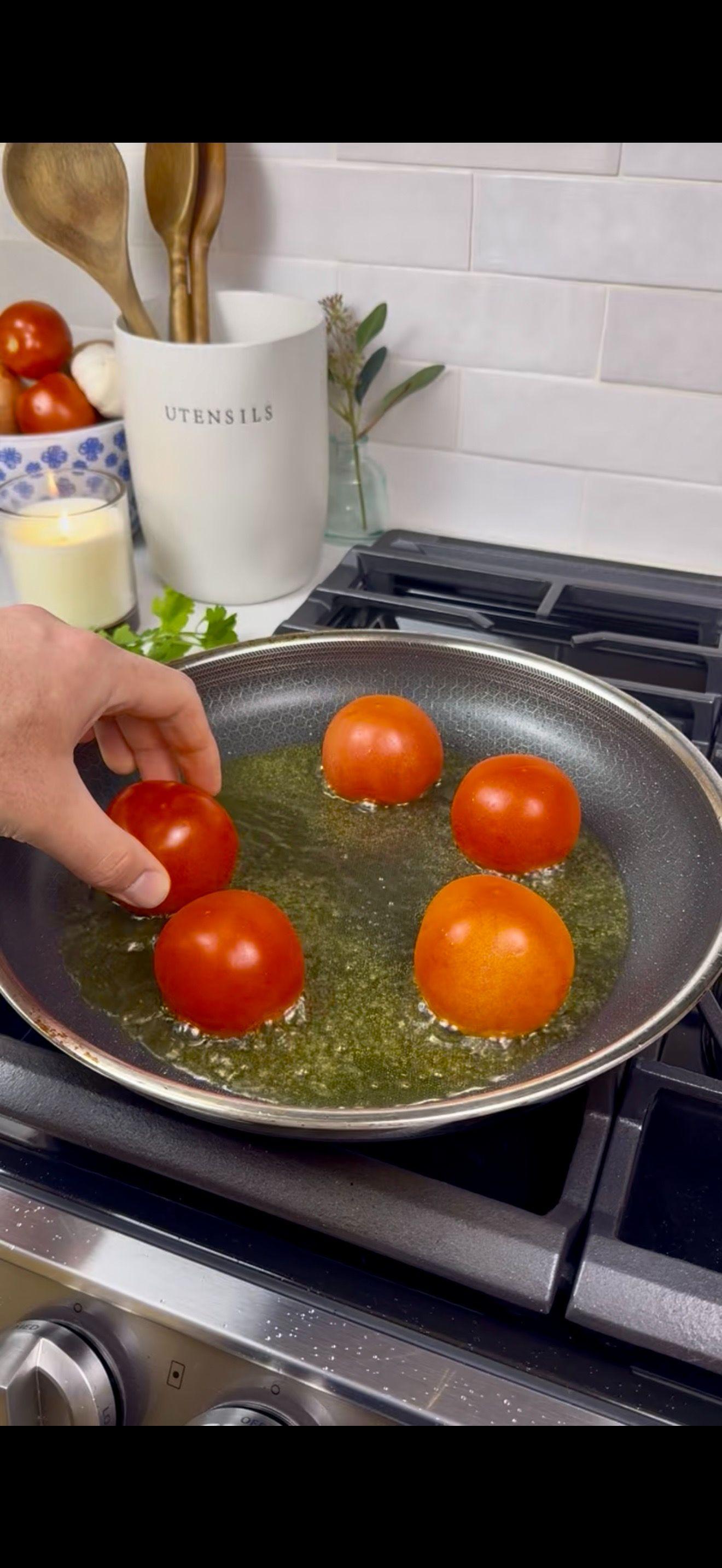 Tomato Smash Pasta 🍅🍝