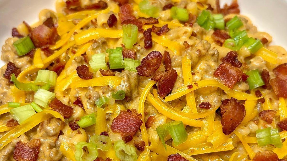 Cheesy Bacon Hamburger Helper