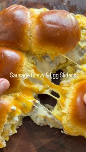 Sausage Gravy and Egg Sliders