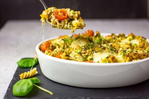 Cheesy Tuna Pesto Pasta Bake
