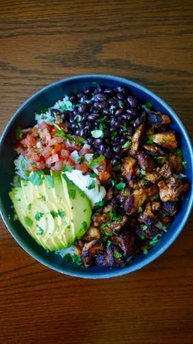 CHIPOTLE CHICKEN BOWL 🐓🔥