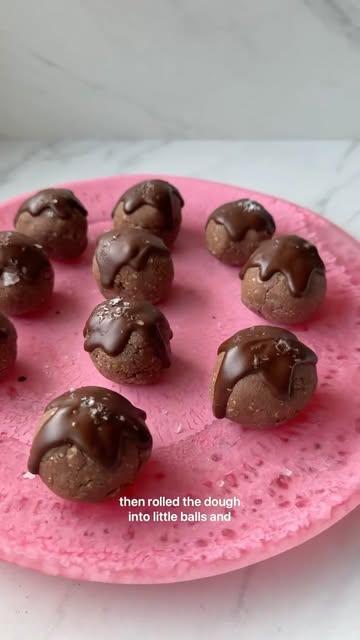 Coconut Chocolate Brownie Energy Bites